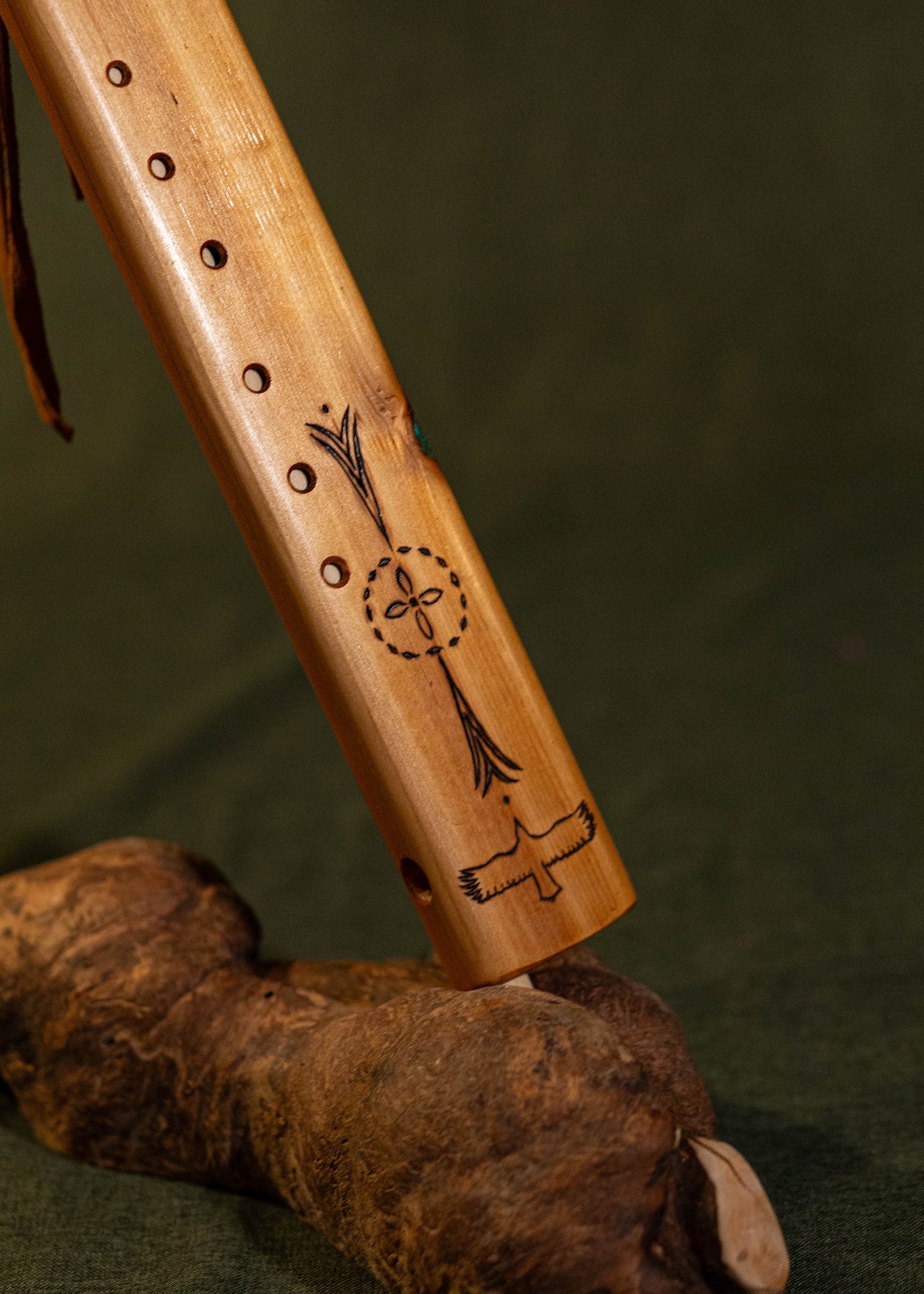 C drone flute cedar
